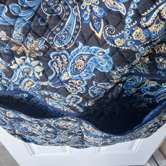 Vera bradley travel garment bag - Picture 3 of 9